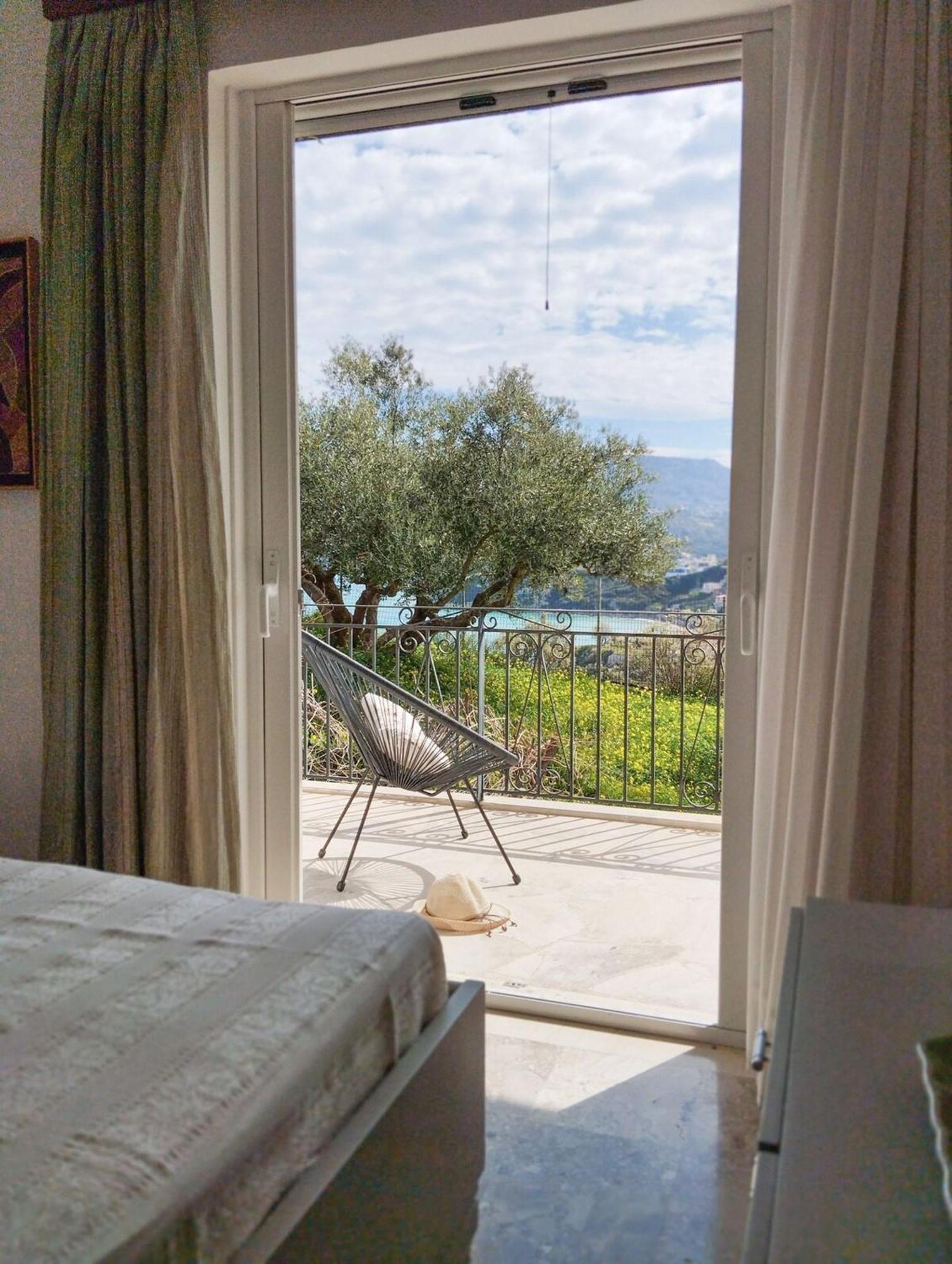 Holiday home Hiltop House Kalyves